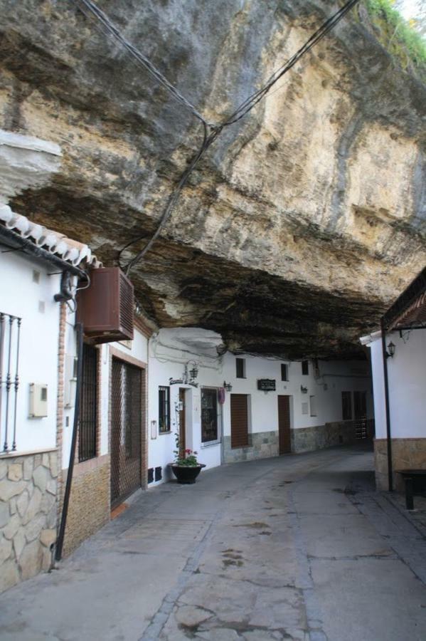 Vivienda Rural Los Tajos de Setenil Setenil De Las Bodegas Exterior foto